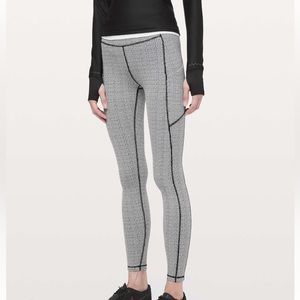 Lululemon speed up tight 28” full on luxtreme size 4